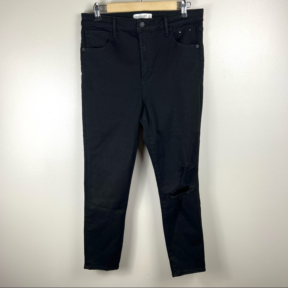 Abercrombie Womens Super Skinny High Rise Ankle Jeans Size 12 Black ripped knee